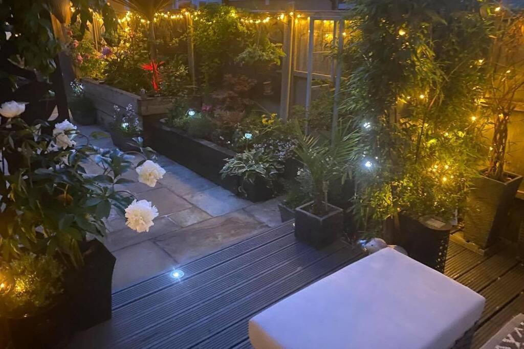 Apartament Secret Gem 1 Bed Garden Flat Private Luxury Hot Tub Bournemouth Zewnętrze zdjęcie