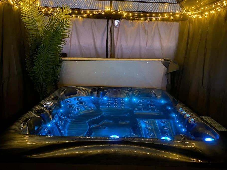 Apartament Secret Gem 1 Bed Garden Flat Private Luxury Hot Tub Bournemouth Zewnętrze zdjęcie