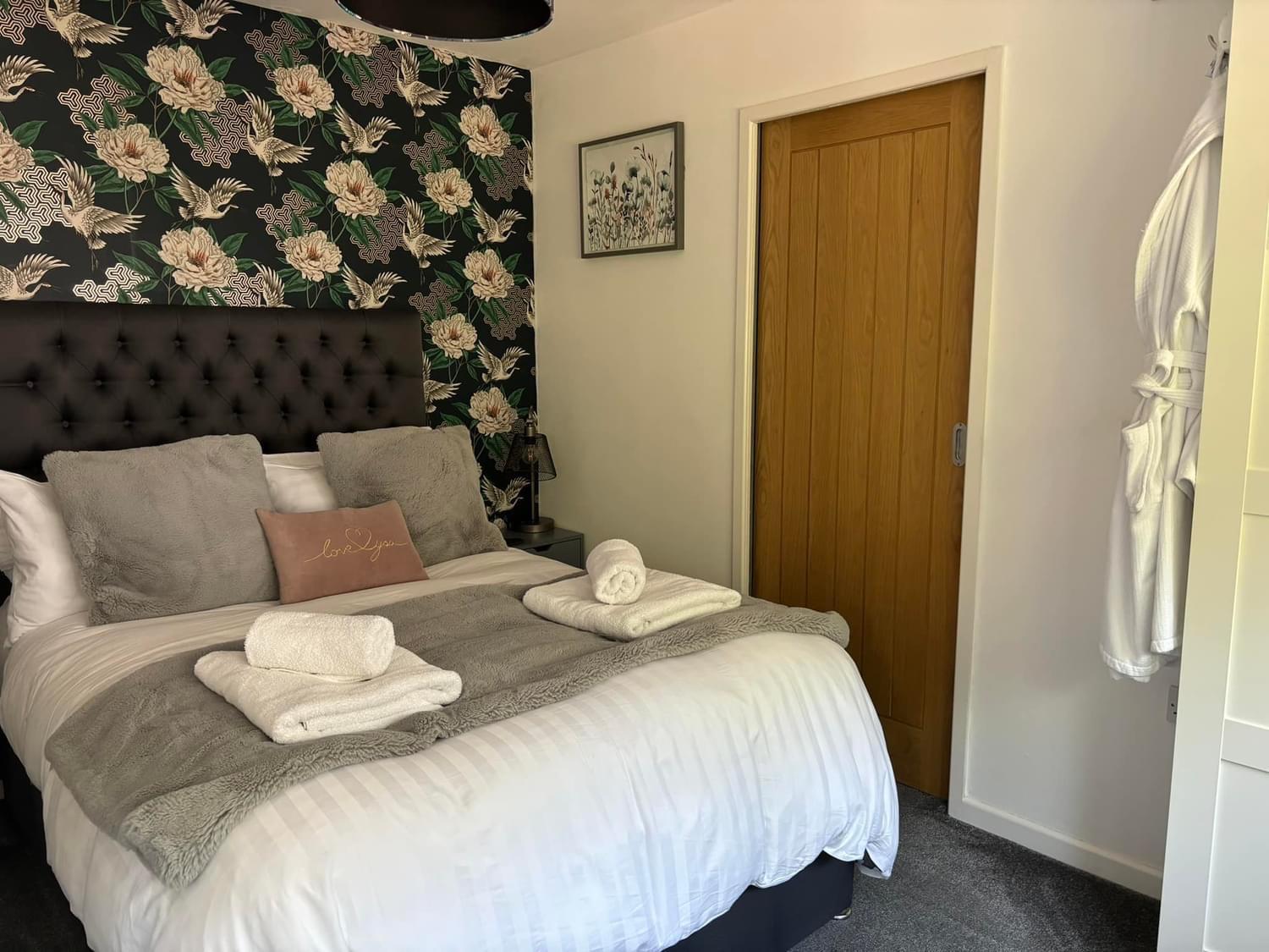 Apartament Secret Gem 1 Bed Garden Flat Private Luxury Hot Tub Bournemouth Zewnętrze zdjęcie